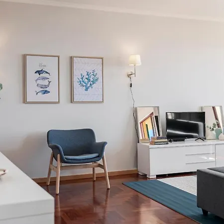 Garajau Iv By An Island Apartment